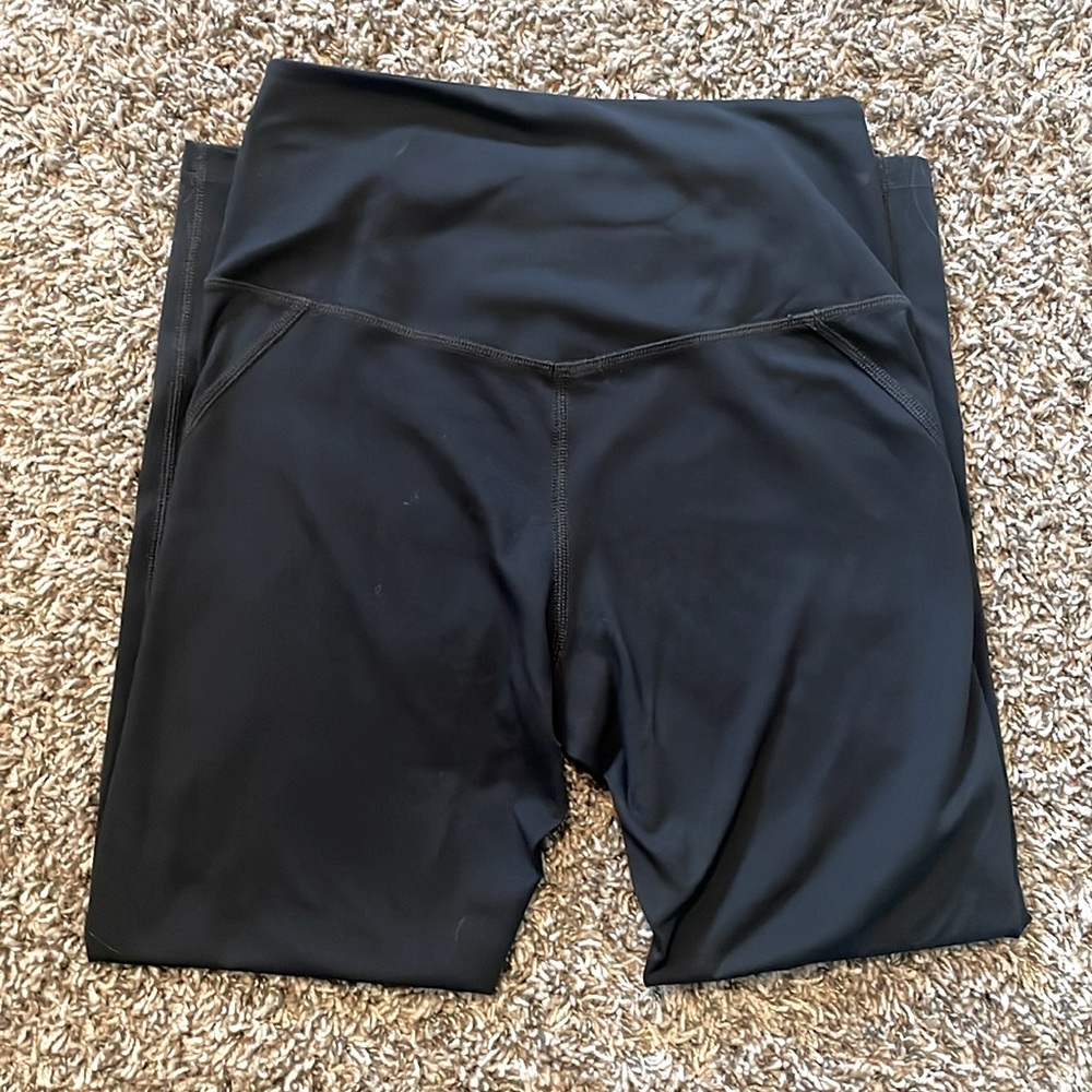 Girlfriend Collective Compressive High-Rise Leggings - Picture 3 of 5